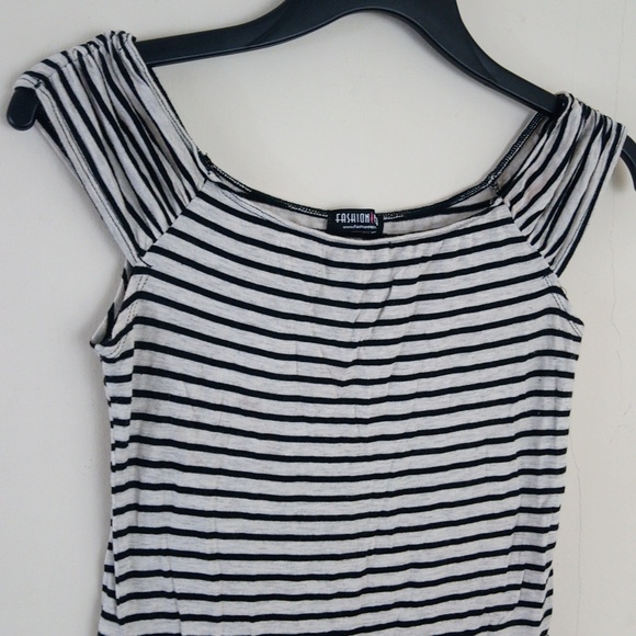 Striped Lightweight Soft Comfy Stretchy Top - Picture 3 of 10